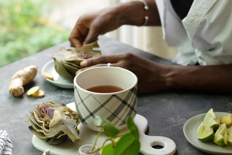 uong tra atiso voi gung mang den loi ich gi cho suc khoe 1 23cc8e3b89